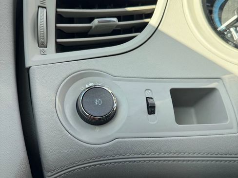 Used 2013 Buick LaCrosse Leather image 21