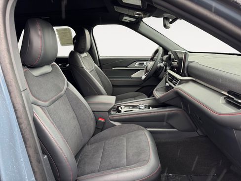 New 2025 Ford Explorer ST w/ Sun And Sound Package image 17