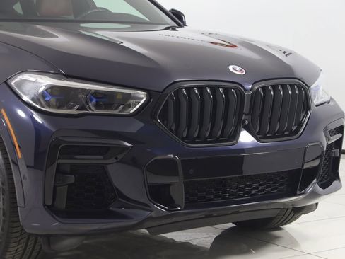Used 2022 BMW X6 M50i w/ Executive Package image 46