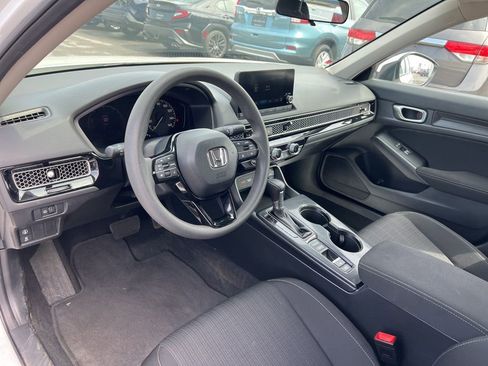 Used 2023 Honda Civic LX image 9