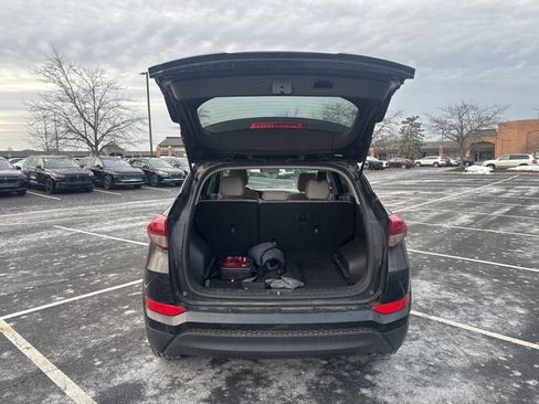 Used 2018 Hyundai Tucson SEL image 13