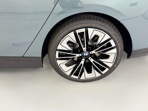 New 2027 BMW 530i w/ Premium Package RWD image 30