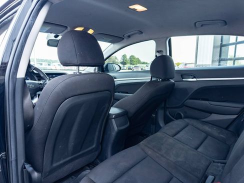 Used 2020 Hyundai Elantra SEL w/ Cargo Package (C1) FWD image 8