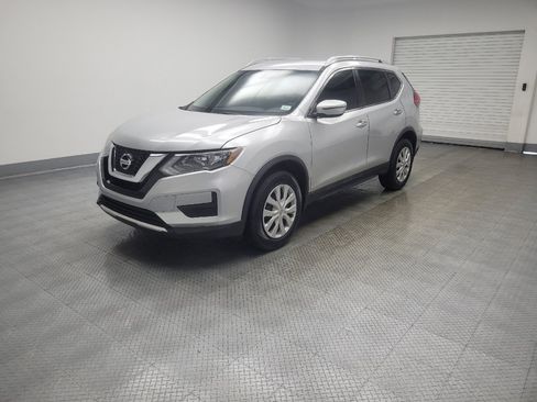 Used 2017 Nissan Rogue S w/ S Appearance Package AWD/4WD image 2