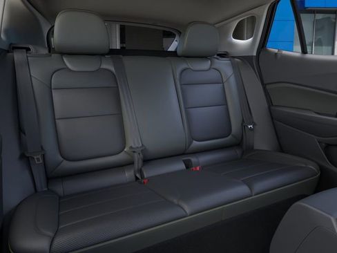 New 2026 Chevrolet Trax ACTIV w/ Sunroof Package FWD image 17