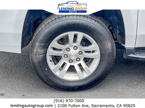 Used 2019 Chevrolet Suburban LT image 10