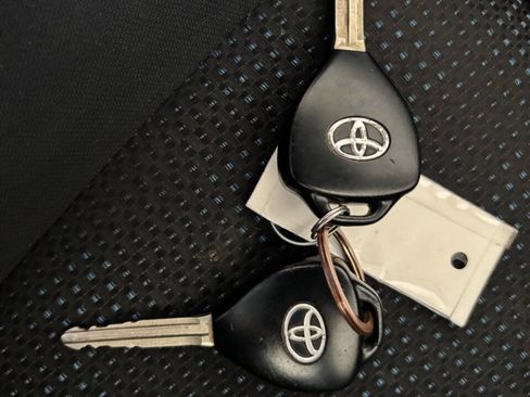 Used 2010 Toyota Corolla S FWD image 34