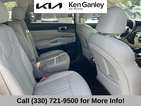 Certified 2023 Kia Sorento SX Prestige AWD/4WD image 58