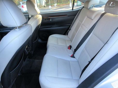 Used 2013 Lexus ES 350 image 18