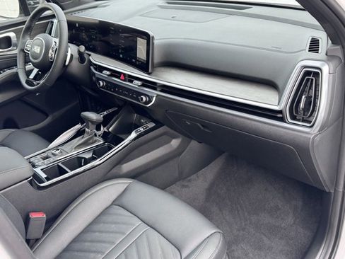 New 2025 Kia Sorento SX Prestige AWD/4WD image 14