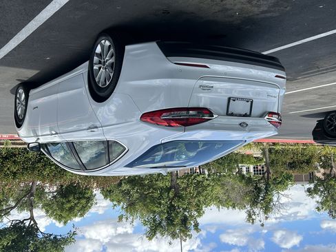 Used 2019 Ford Fusion SEL FWD image 13