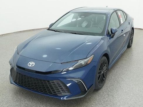 New 2026 Toyota Camry SE image 3