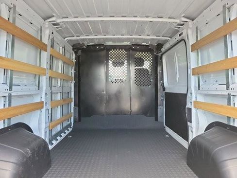Used 2025 RAM ProMaster 2500 w/ U-Haul Equipment Group FWD image 11