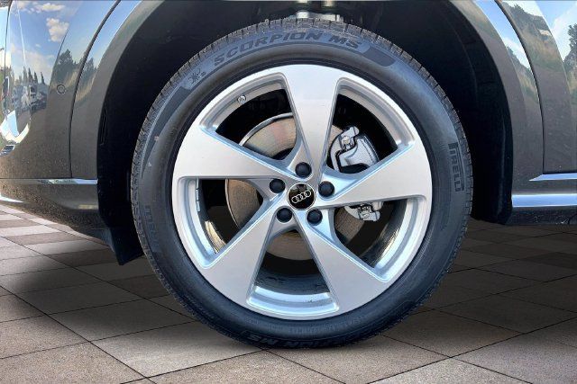 New 2026 Audi Q5 Premium Plus AWD/4WD image 11