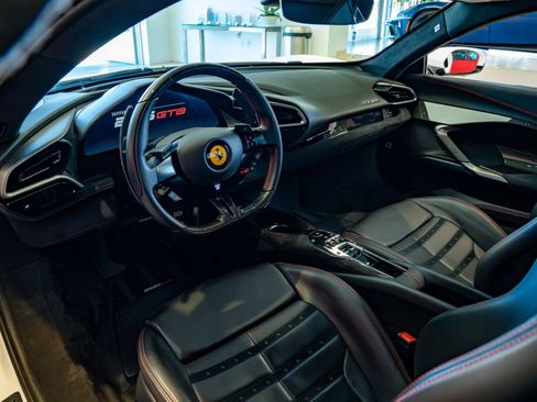 Used 2022 Ferrari 296 GTB RWD image 9