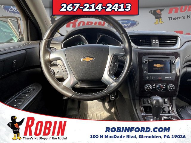 Used 2017 Chevrolet Traverse LT w/ Style and Technology Package FWD image 10