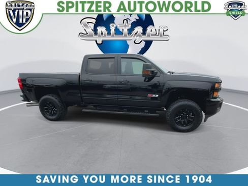 Used 2016 Chevrolet Silverado 2500 LT w/ Midnight Edition AWD/4WD image 3