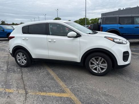 Used 2017 Kia Sportage LX FWD image 3