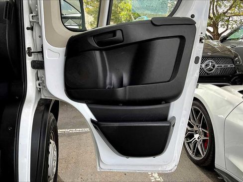 Used 2019 RAM ProMaster 2500 image 22