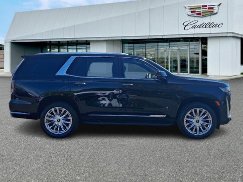 Certified 2023 Cadillac Escalade Premium Luxury AWD/4WD image 6