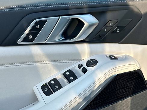 New 2026 BMW X5 xDrive40i w/ M Sport Package image 18