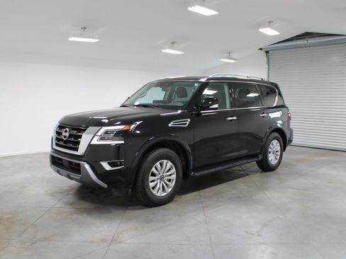 Used 2024 Nissan Armada SV w/ Cargo Package image 4