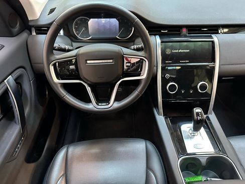 Used 2023 Land Rover Discovery Sport SE image 17