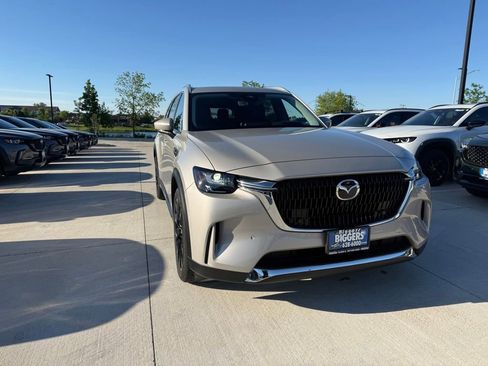 Certified 2024 MAZDA CX-90 Plug-In Hybrid w/ Premium Pkg AWD/4WD image 2