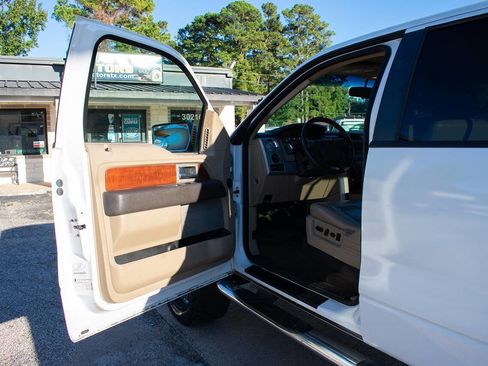 Used 2009 Ford F150 Lariat image 10