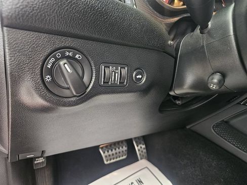 Used 2019 Dodge Challenger SRT Hellcat Redeye RWD image 30