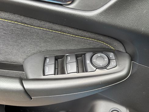 Used 2025 Chevrolet TrailBlazer ACTIV w/ Convenience Package image 14