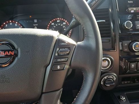 Used 2022 Nissan Titan PRO-4X w/ Pro-4x Convenience Package AWD/4WD image 22