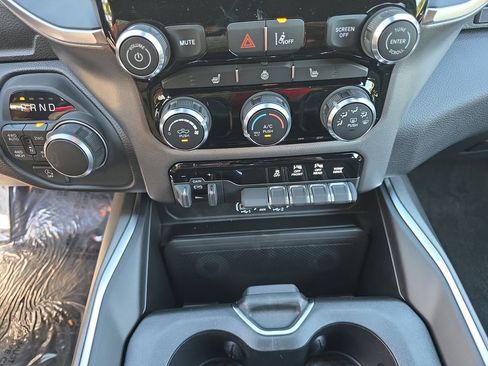 New 2026 RAM 1500 Big Horn AWD/4WD image 24