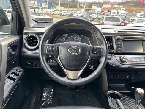 Used 2013 Toyota RAV4 Limited image 20