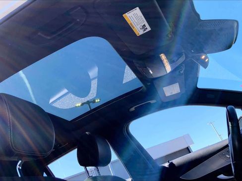 Used 2022 Mercedes-Benz GLC 300 4MATIC image 14