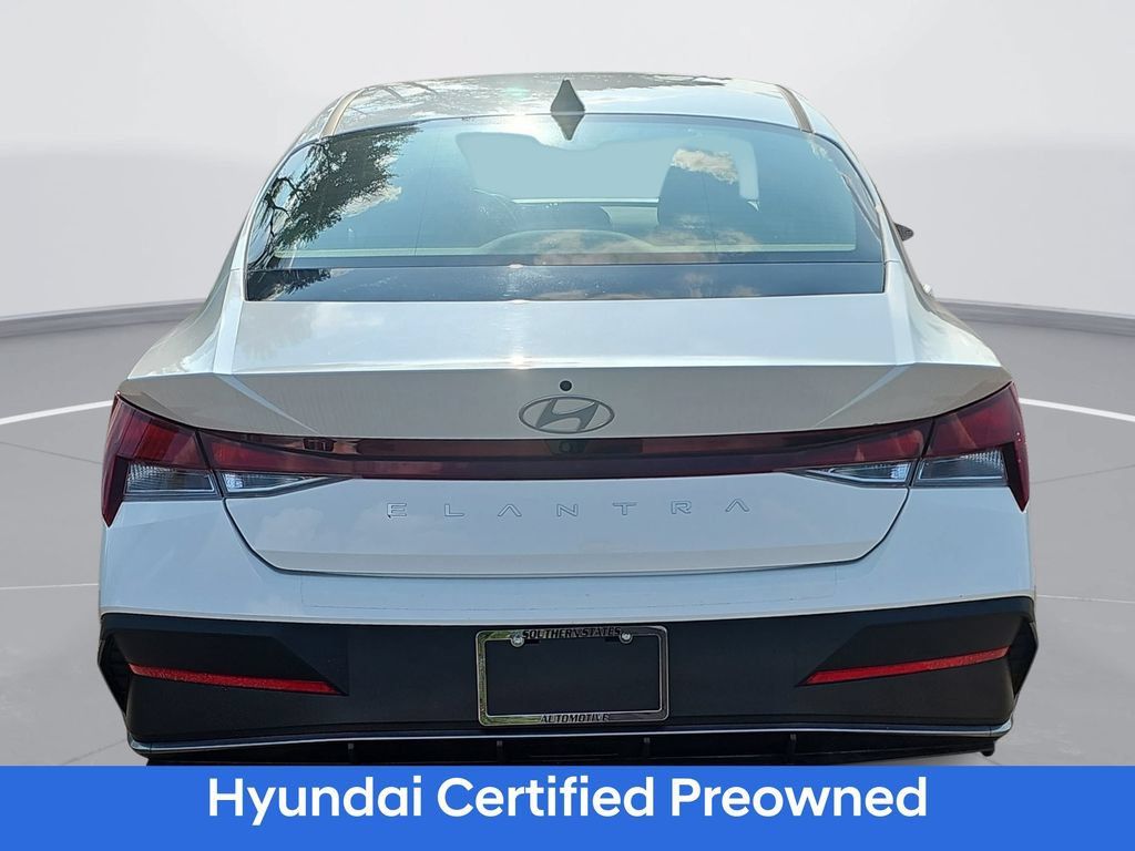 Certified 2024 Hyundai Elantra SEL FWD image 6