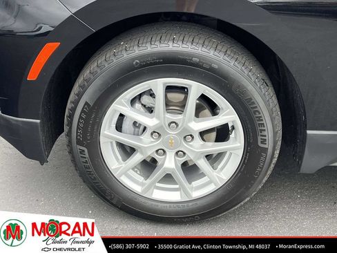 Certified 2024 Chevrolet Equinox LT FWD image 9