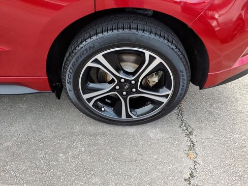 Used 2020 Ford Edge ST w/ Cold Weather Package image 9