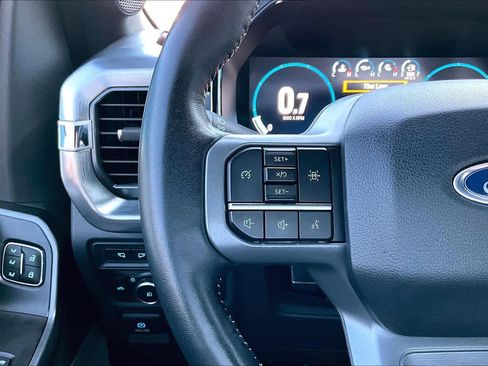 Used 2022 Ford F150 Lariat image 23