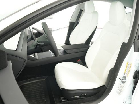 Used 2026 Tesla Model 3 RWD image 26
