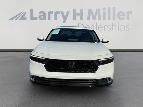 Used 2024 Honda Accord Touring image 8