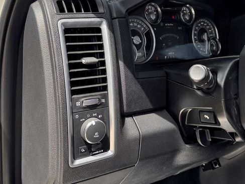Used 2017 RAM 1500 Limited AWD/4WD image 14