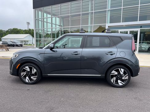 Used 2025 Kia Soul GT-Line w/ GT-Line Technology Package FWD image 2