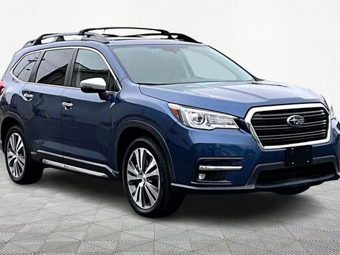 Used 2019 Subaru Ascent Touring w/ Popular Package #3 image 2