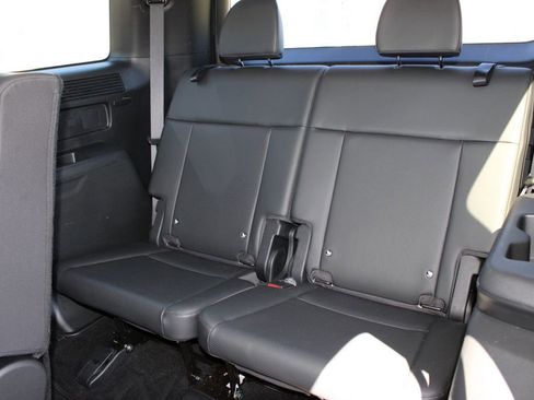 Used 2025 Hyundai Santa Fe SEL image 12