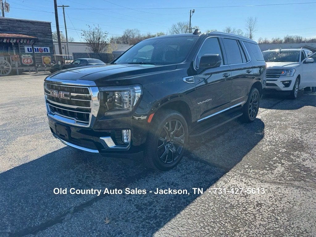 Used 2022 GMC Yukon SLT w/ SLT Luxury Package RWD image 2