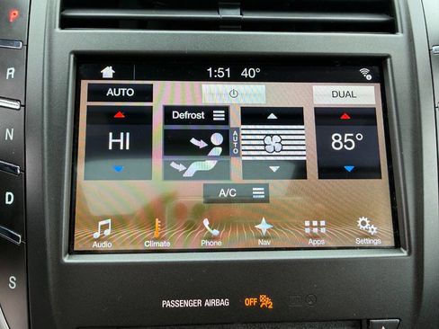 Used 2017 Lincoln MKC Reserve image 28