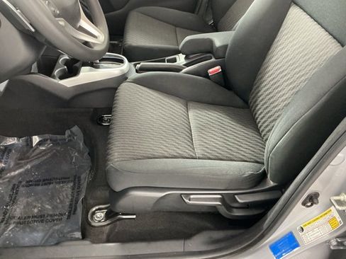 Used 2019 Honda Fit EX image 8