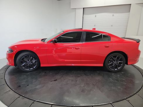 Used 2022 Dodge Charger GT w/ Blacktop Package RWD image 4