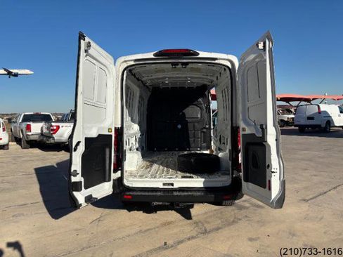 Used 2019 Ford Transit 250 148 Medium Roof image 22